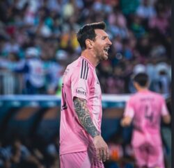 ميسي على بُعد خطوات من الأسطورة ،، العدّ التنازلي نحو الهدف 900 يشتعل