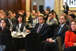 وزير الصحة يدشن اليوم العالمي للأسرة والسلام