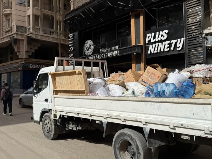 حي منتزه اول يكثيف حملات رفع وإزالة الإشغالات والتعديات، والقضاء على العشوائية