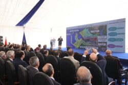 المقاولون العرب تقوم بالتشغيل التجريبى لمحطة حاويات بميناء دمياط"تحيا مصر"