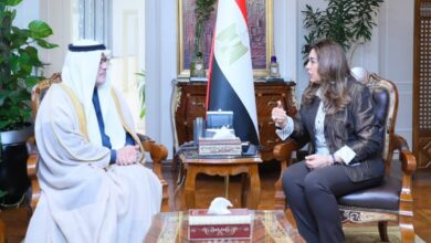 وزيرة التنمية المحلية تبحث تبادل الخبرات في حماية المحميات والحياة الفطرية.