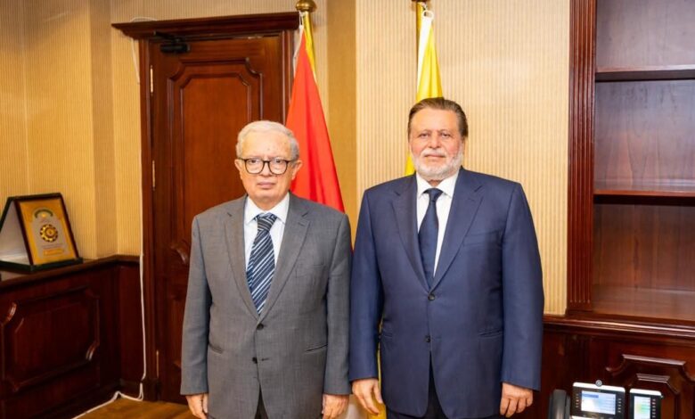 تنسيق مشترك بين "المركزي" والحكومة لتعزيز استقرار الاقتصاد وتحفيز الاستثمار.