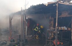 خسائر مادية كبيرة في ح-ريق سوق مجمع المصانع بالزاوية الحمراء