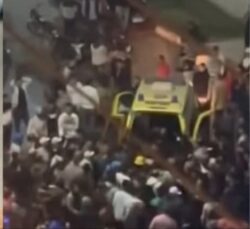 مص-رع شاب أسفل تريلا بالمطرية بسبب بقعة زيت