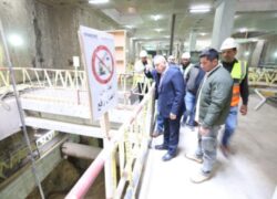 كامل الوزير يتفقد محطة مترو الملك الصالح بعد حادث الهبوط الأرضي