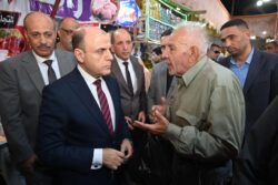  محافظ الغربية يتفقد معرض «أهلاً رمضان» بحي أول المحلة 