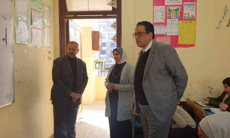 وكيل وزارة التربية والتعليم بالغربية يتابع مدراس شرق طنطا التعليمية