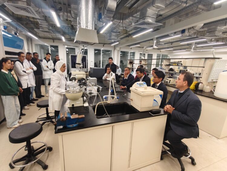 الجامعة المصرية اليابانية تستضيف وفدًا من كبرى الشركات اليابانية لبحث التعاون