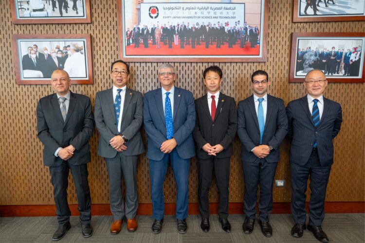 الجامعة المصرية اليابانية توقع اتفاقية تبادل طلابي مع جامعة واكاياما