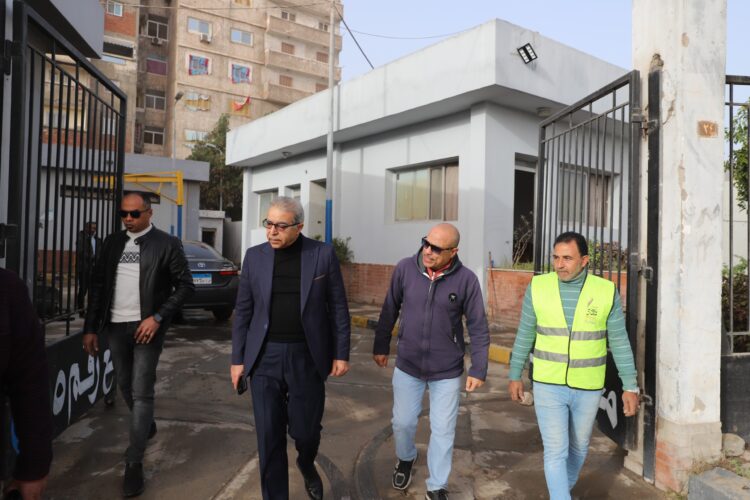 المهندس سامي قنديل يتفقد محطة 5 ومشروع إحلال خط الانحدار بالعجمي