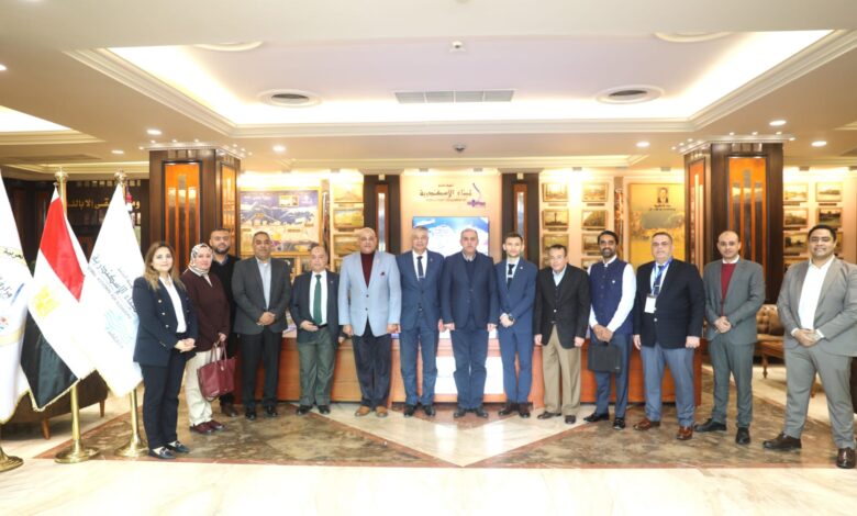 الهيئة العامة لميناء الإسكندرية تستقبل وفد شبكة مكافحة الفساد البحري الدولية