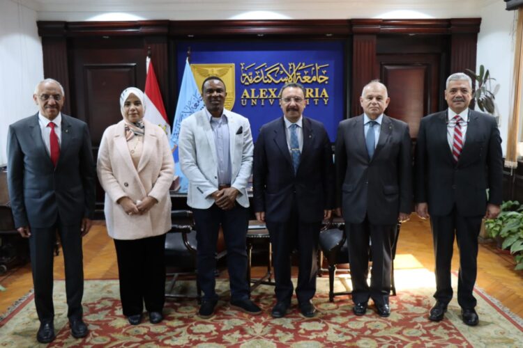 جامعة الإسكندرية تستقبل وفد جامعة ووسونج الكورية لبحث سبل التعاون المشترك