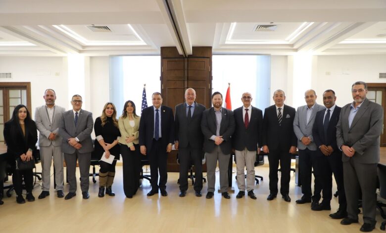 غرفة الإسكندرية تستضيف المستشار الزراعي بالسفارة الأمريكية لبحث سبل التعاون  (3)