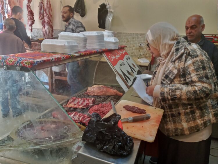 محافظ الإسكندرية تكثيف حملات إزالة الإشغالات والتفتيش على الأسواق