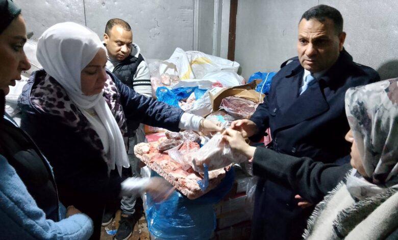 محافظ الإسكندرية تكثيف حملات إزالة الإشغالات والتفتيش على الأسواق