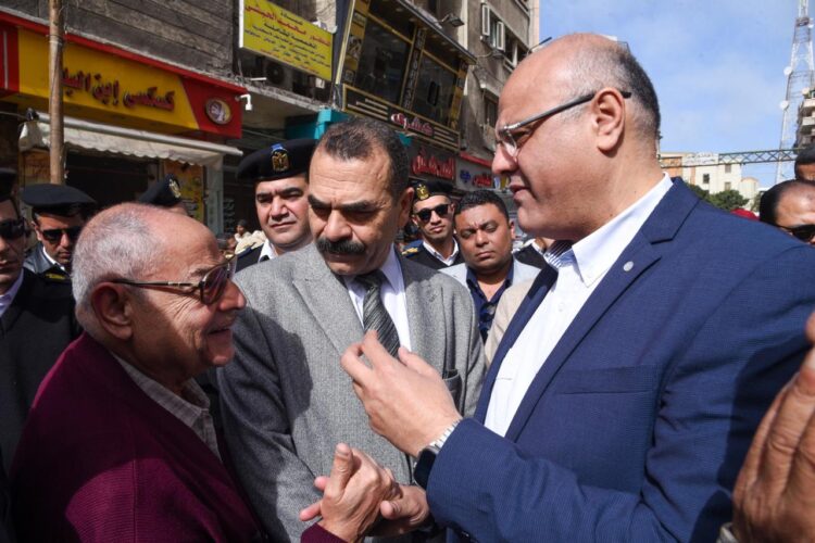 محافظ الإسكندرية جولة تفقدية لمتابعة سيولة الحركة المرورية بنطاق شرق