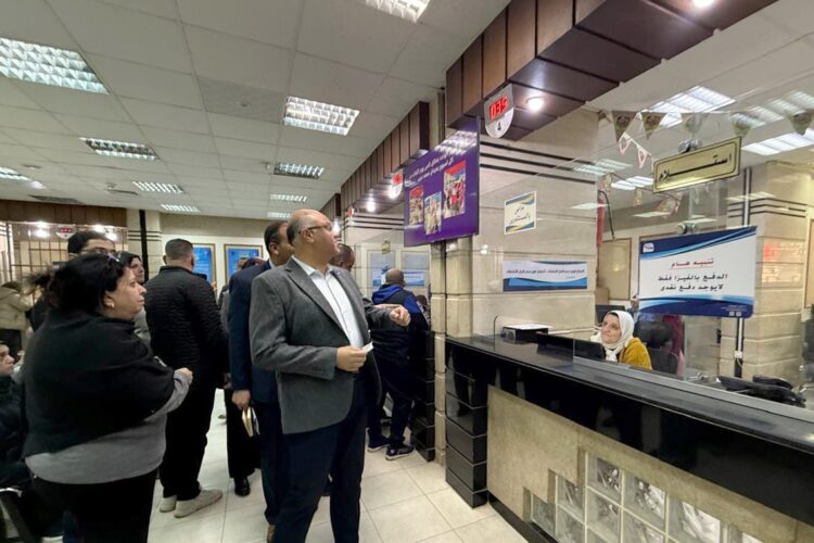 محافظ الإسكندرية يتفقد الموقف التنفيذي لمشروع توسعة كوبري المندرة