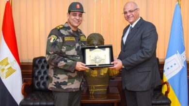 محافظ الإسكندرية يستقبل قائد المنطقة الشمالية العسكرية للتهنئة بتولي مهام منصبه
