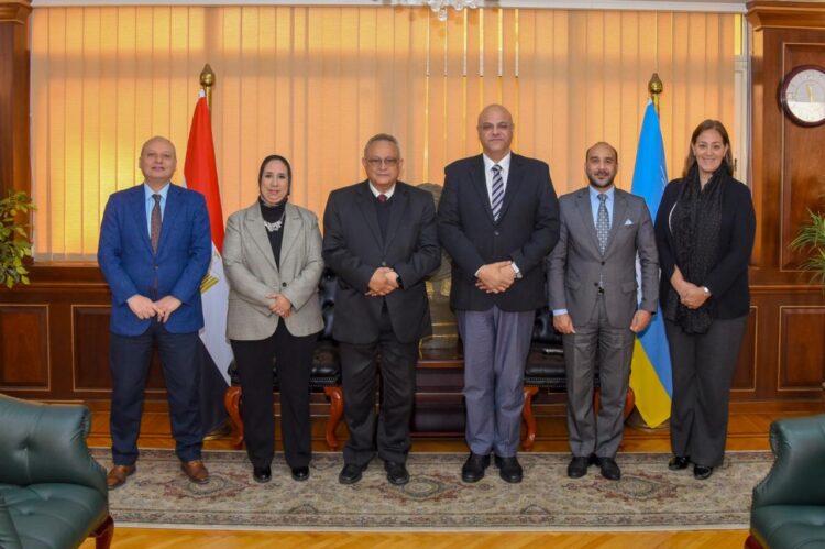 محافظ الإسكندرية يستقبل مدير مكتبة الإسكندرية لتهنئته بتوليه منصبه محافظا للإسكندرية