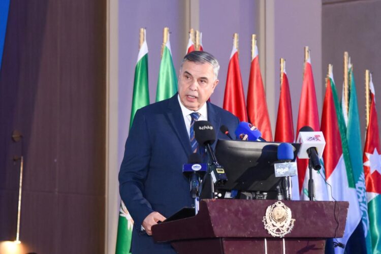 محافظ الإسكندرية يشهد افتتاح المؤتمر الدولي للنقل البحري واللوجستيات (مارلوج 15)