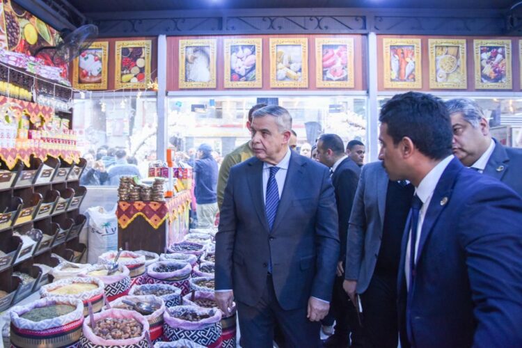 محافظ الإسكندرية يفتتح هايبر جهاز مستقبل مصر بالكيلو 21 نطاق حي العجمي