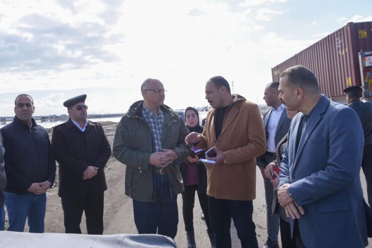 محافظ الإسكندرية يواصل جولاته الميدانية بعدد من المحاور الحيوية بنطاق حي العجمي