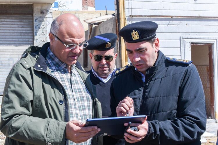 محافظ الإسكندرية يواصل جولاته الميدانية بعدد من المحاور الحيوية بنطاق حي العجمي