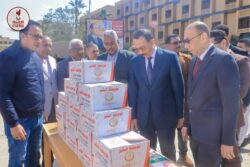 محافظ سوهاج يتفقد وصول 10 آلاف كرتونة مواد غذائية لتوزيعها على الأسر الأكثر احتياجا