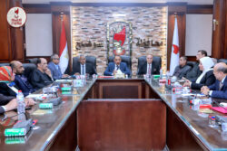 محافظ سوهاج يلتقي أعضاء الهيئة البرلمانية لمجلسي النواب والشيوخ