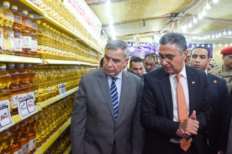 وزير التموين والتجارة الداخلية و محافظ الإسكندرية يفتتحان عددًا من المشروعات التموينية 