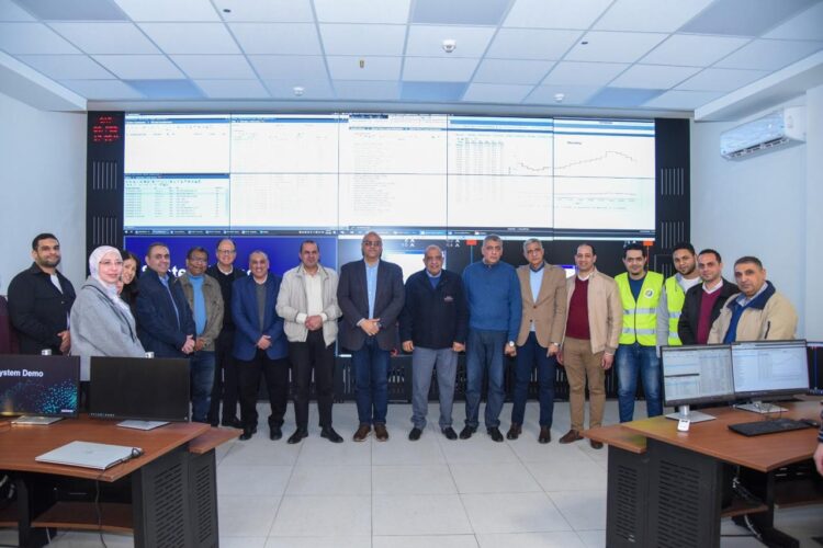 وزير الكهرباء والطاقة المتجددة ومحافظ الإسكندرية يتفقدان محطة محولات برج العرب