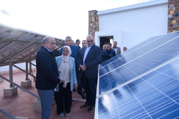 وزير الكهرباء والطاقة المتجددة ومحافظ الإسكندرية يتفقدان محطة محولات برج العرب