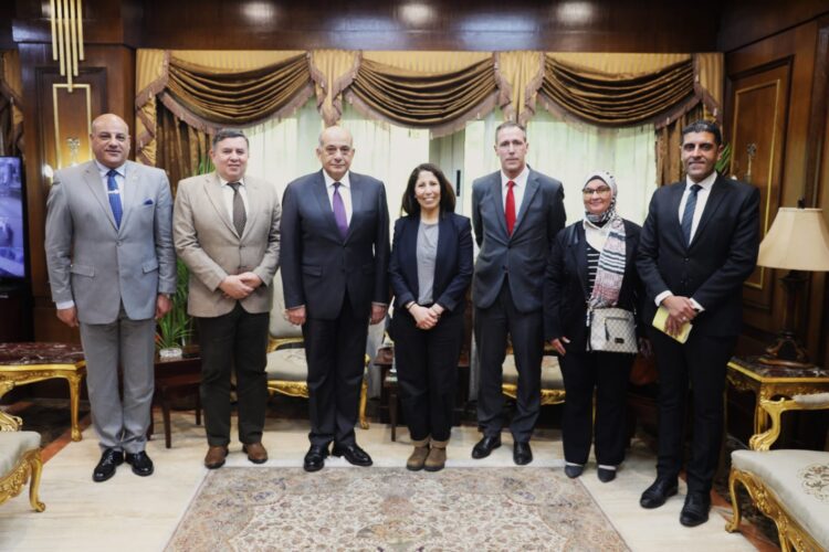 وفد ميناء مارسيليا الفرنسي في زيارة رسمية إلى الهيئة العامة لميناء الأسكندرية