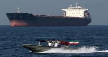 إعلام إيرانى: إستهداف ناقلة نفط فى مضيق هرمز.
