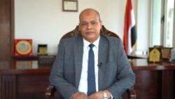 وزير المالية:صرف مرتبات مارس منتصف الشهر بمناسبة عيد الفطر