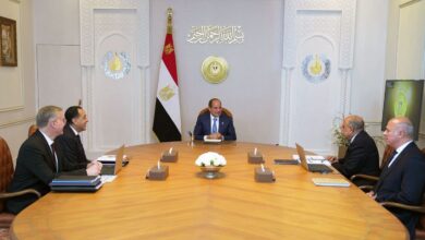 إجتمع الرئيس السيسى اليوم برئيس مجلس الوزراء ووزيرى الكهرباء والبترول.