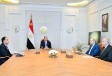 الرئيس السيسي، يجتمع اليوم، مع الدكتور مصطفى مدبولي، والدكتور سامح الحفني وزير الطيران المدني.