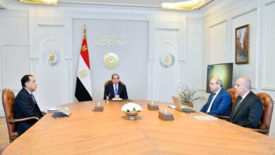 الرئيس السيسي، يجتمع اليوم، مع الدكتور مصطفى مدبولي، والدكتور سامح الحفني وزير الطيران المدني.