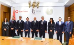 وزارة الخارجية وشركة ڤودافون مصر توقعان بروتوكول تعاون للتوعية بمخاطر الهجرة غير الشرعية.