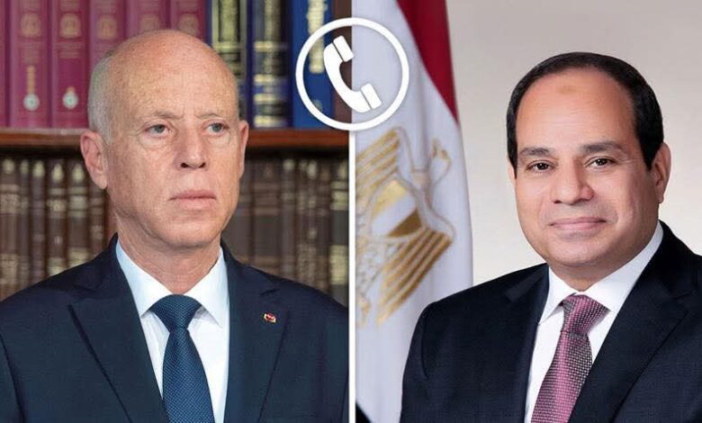الرئيس السيسي تلقي اليوم اتصالًا هاتفيًا من الرئيس التونسي