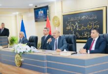 محافظ السويس يكرم اللواء دكتور طارق الشاذلي محافظ السويس السابق