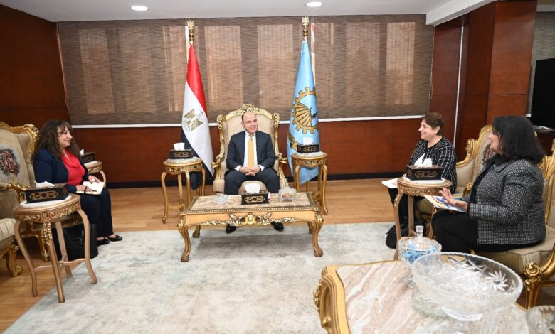  محافظ الغربية يبحث مع الهيئة القبطية الإنجيلية إطلاق مشروع “الطريق الأخضر لعالم أكثر أمانًا” 