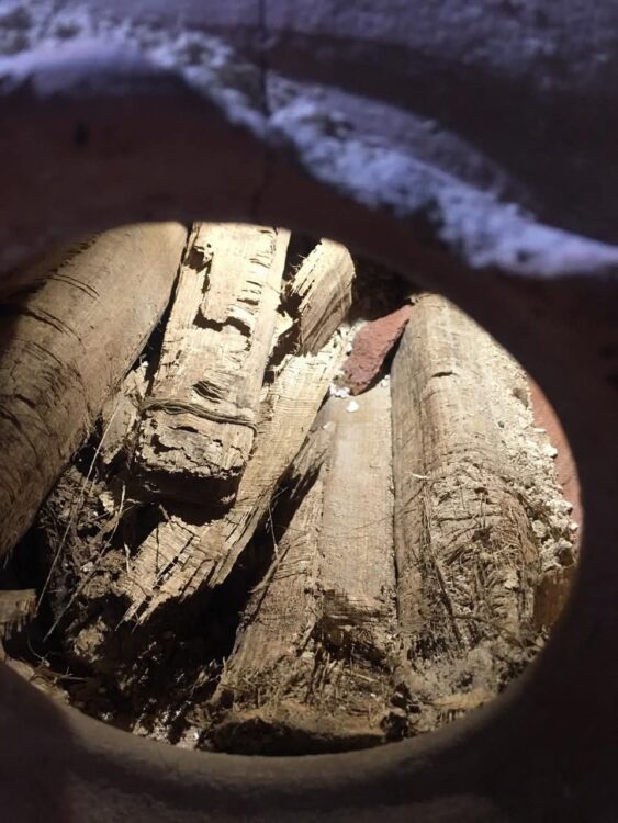 العثور على "خبيئة من التوابيت الملونة لمنشدي آمون" بالأقصر