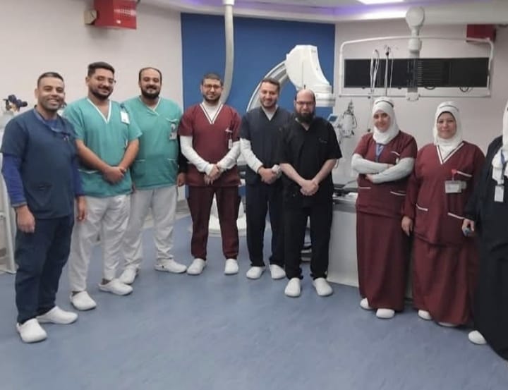 نجاح قسطرة قلبية دقيقة لزرع منظم قلب ثلاثي الحجرات بمستشفى رأس سدر
