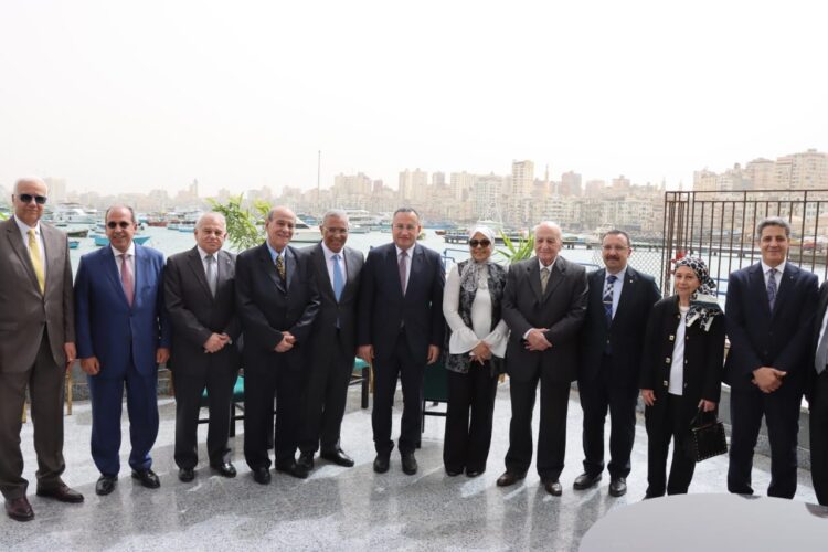 جامعة الإسكندرية تنظم حفل استقبال عيد الفطر بنادي أعضاء هيئة التدريس فاروس