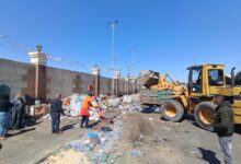 شركة نهضة مصر بالثغر ترفع جميع المخلفات وازالة وكر الفريزة من الموقف الجديد