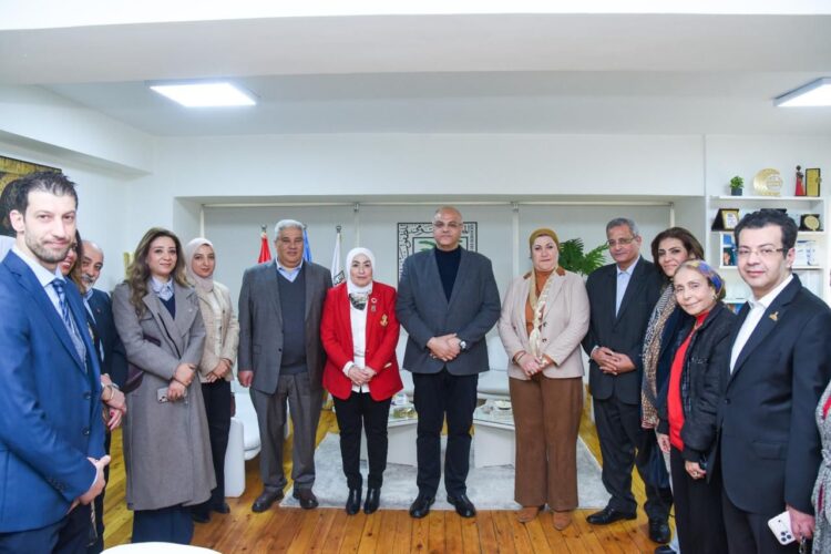 محافظ الإسكندرية  احتفالية تجهيز 120 عريس وعروسة لجمعية الريادة للتنمية