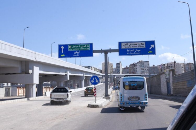 محافظ الإسكندرية يتفقد التشغيل التجريبي للكوبري “كوبري الفريق أول سليمان عزت”