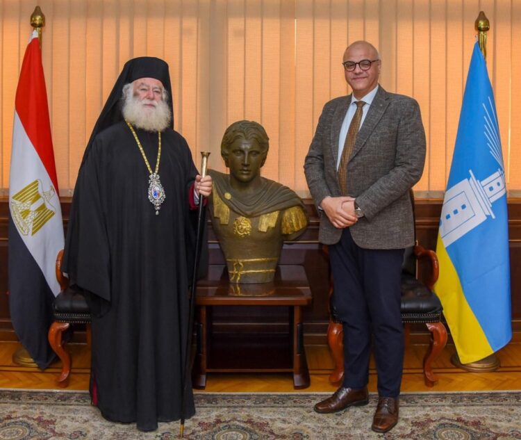 محافظ الإسكندرية يستقبل بطريرك الإسكندرية وسائر أفريقيا للروم الأرثوذكس  