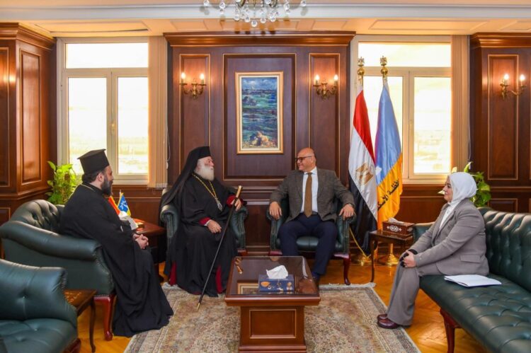 محافظ الإسكندرية يستقبل بطريرك الإسكندرية وسائر أفريقيا للروم الأرثوذكس  